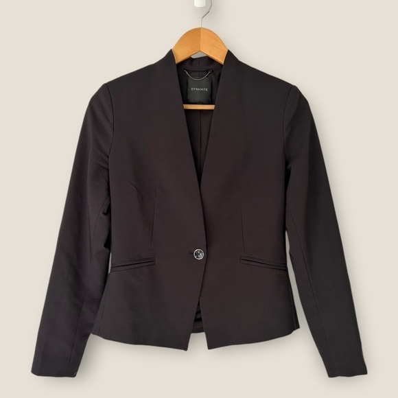 Dynamite Jackets & Blazers - Dynamite Black Blazer